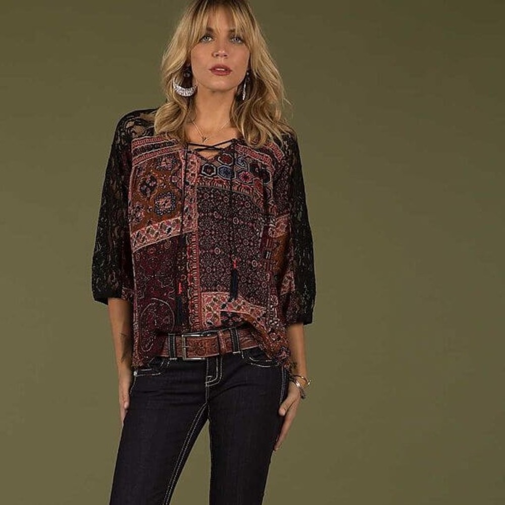 Miss Me Boho Lace Embroidered Top Sz M